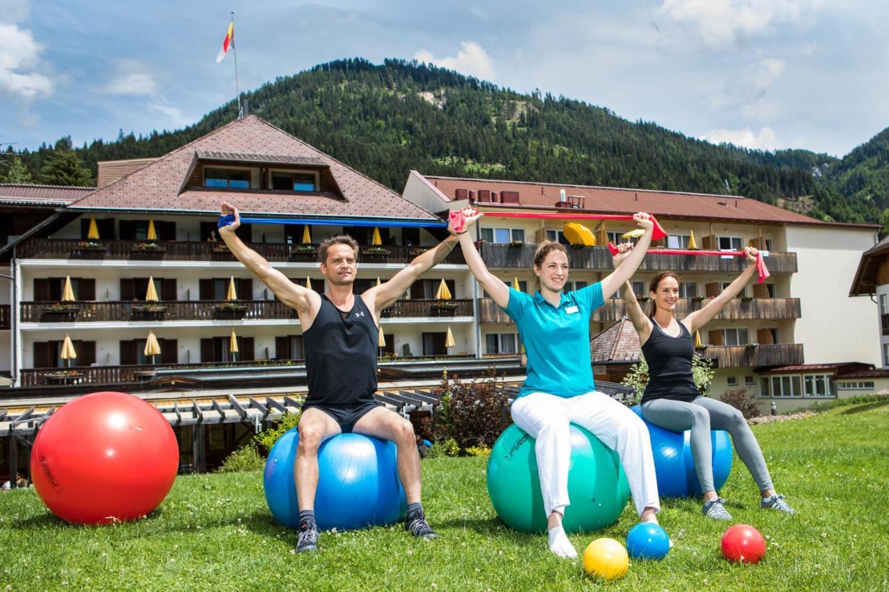 Optimamed Gesundheitsresort Weissbriach Gmbh Exterior photo